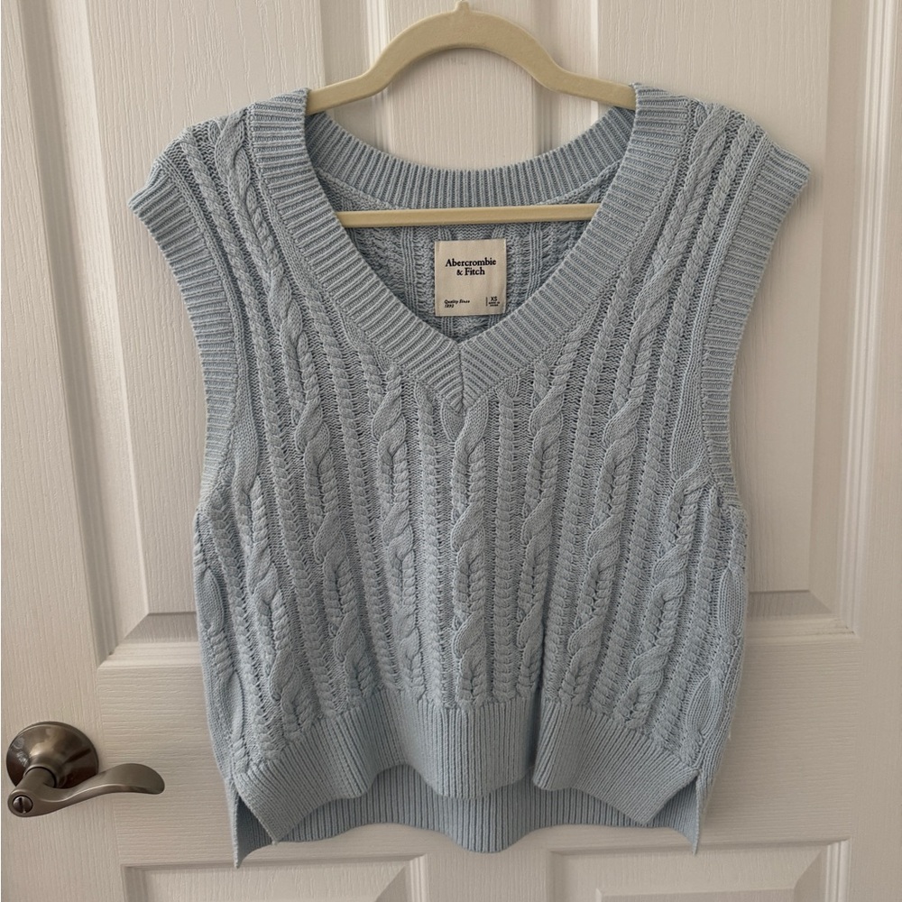 Abercrombie & Fitch Women's Soft Blue V-Neck Sweater Vest